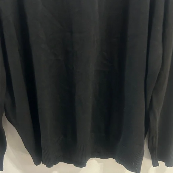 Classic Black and White Men's Sweatshirt - Picture 3 of 7